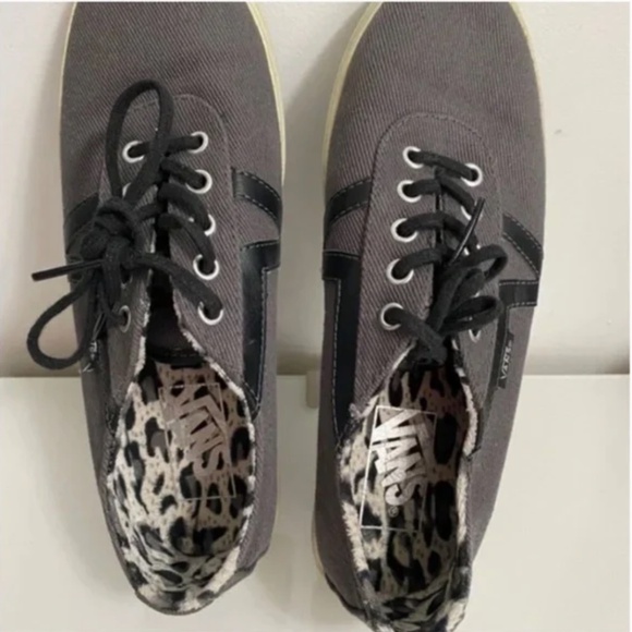 Vans Dixie Twill Retro Style Cheetah Print Lined Grey Lace Up Shoes (6/36) - Picture 1 of 3